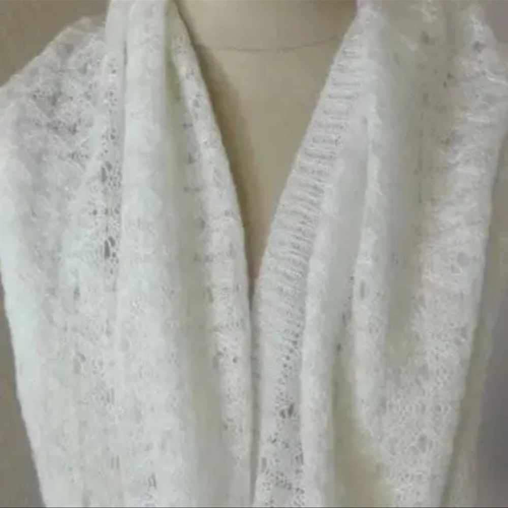 H&M Divided Soft Pointelle Knit White Cream Buttery Soft Infinity Scarf - Picture 9 of 11